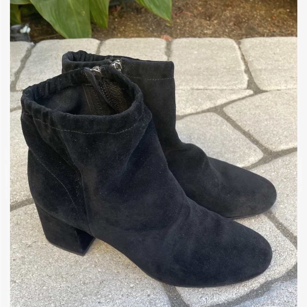 Eileen Fisher Black Suede Ankle Boots with Block Heel Sz 7.5